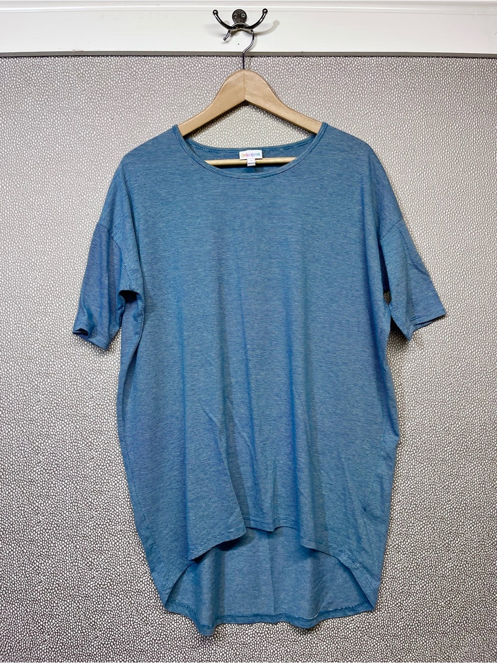 S Lula Roe Irma Blue Crewneck Short-Sleeve Shirt